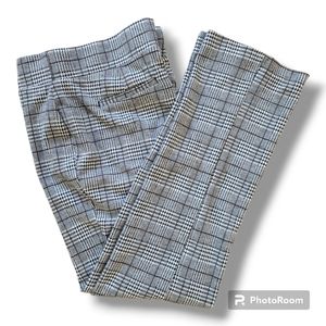 Time And Tru Vintage Houndstooth Plaid Ladies Pull-on Pants. Size 8-10